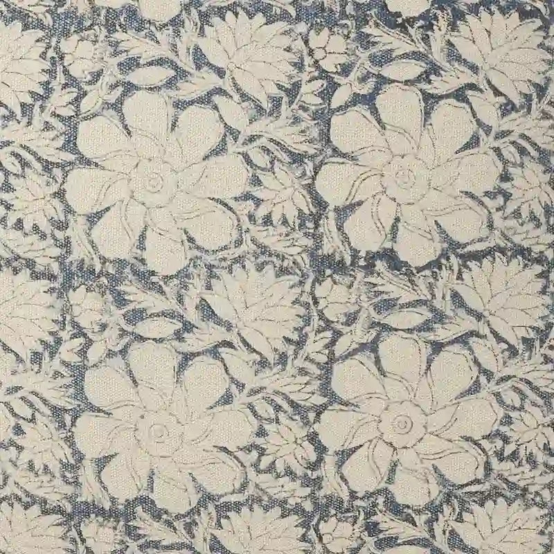 20 handgefertigte quadratische Pouf-Ottomanen mit Blumenmuster in Marineblau und Weiß